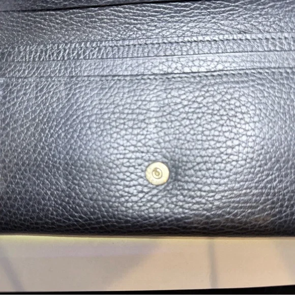 Gucci BlackPebbled Leather Wallet